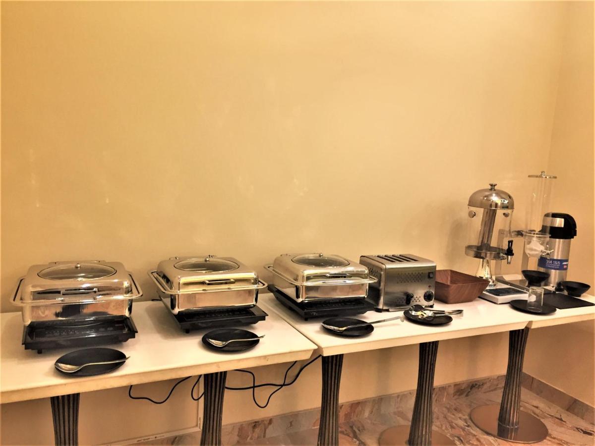 Hotel Bharat Kota  Ngoại thất bức ảnh