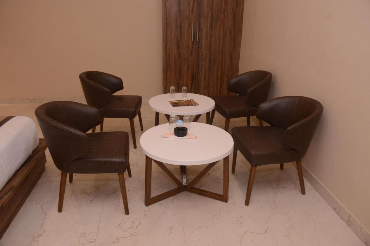 Hotel Bharat Kota  Ngoại thất bức ảnh