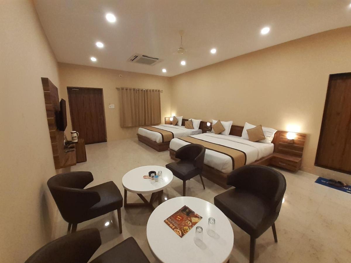 Hotel Bharat Kota  Ngoại thất bức ảnh
