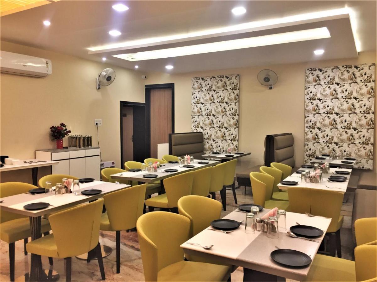Hotel Bharat Kota  Ngoại thất bức ảnh
