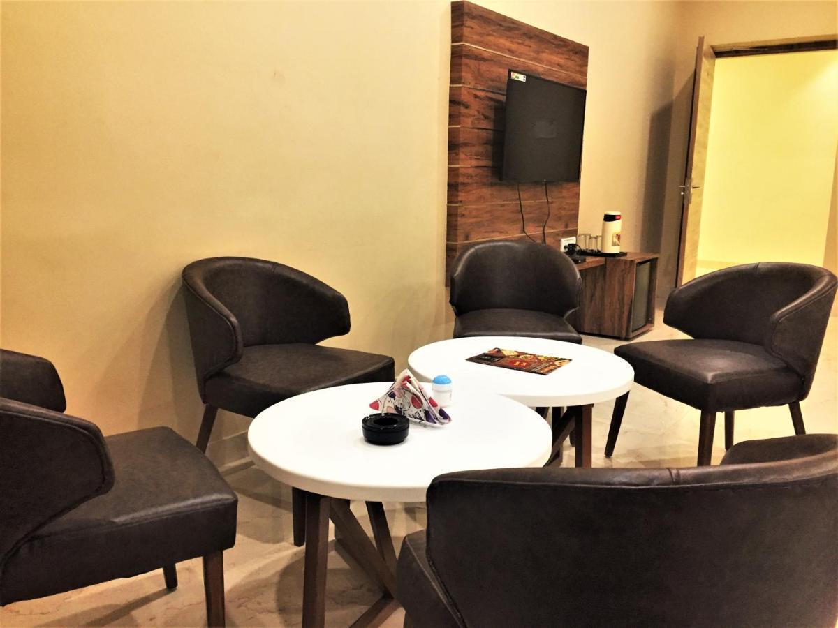 Hotel Bharat Kota  Ngoại thất bức ảnh