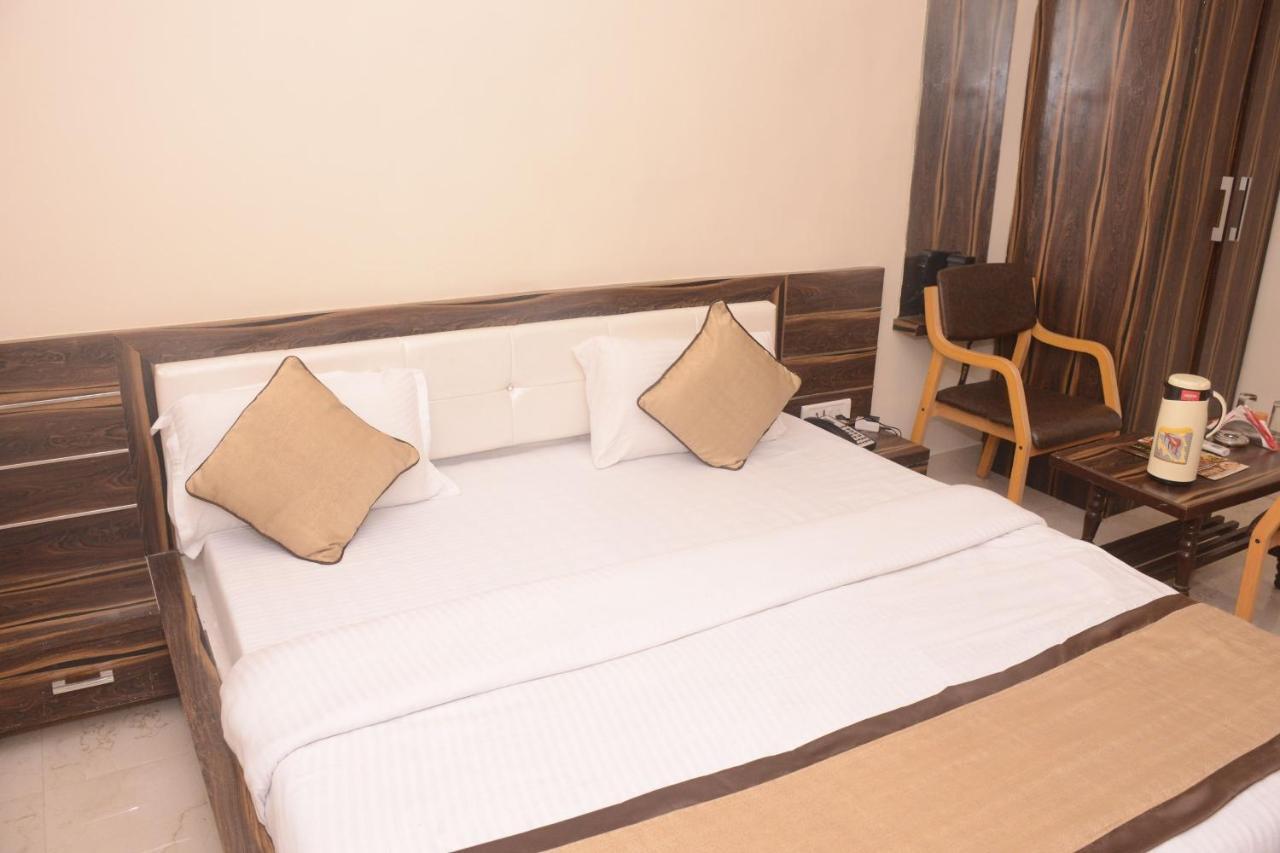 Hotel Bharat Kota  Ngoại thất bức ảnh