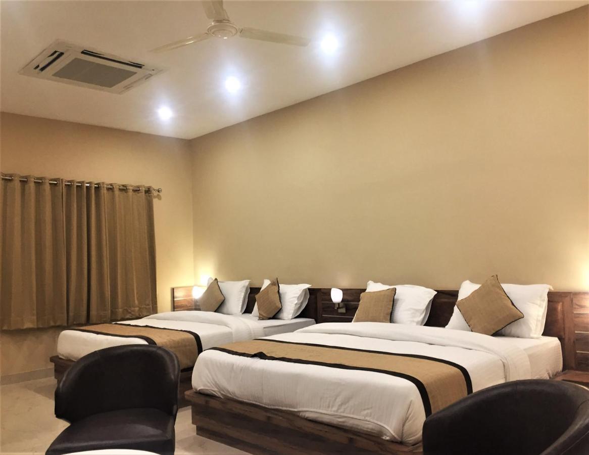 Hotel Bharat Kota  Ngoại thất bức ảnh